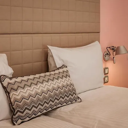 מלון Domotel Olympia 3*