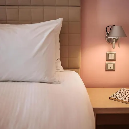 מלון Domotel Olympia