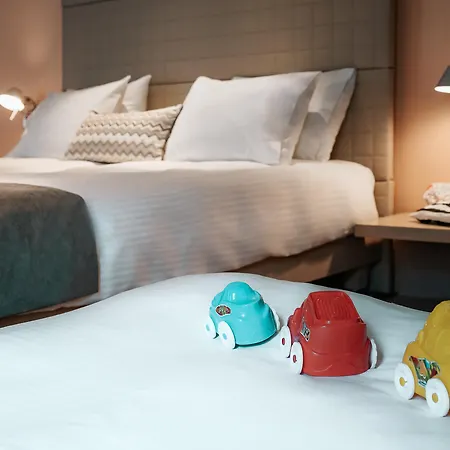 Domotel Olympia מלון 3*
