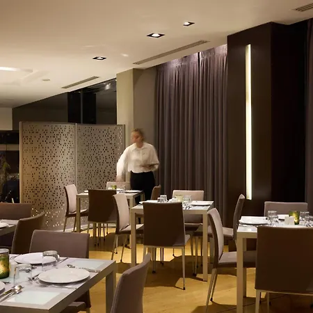 Domotel Olympia מלון 3*