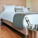 ホテル Domotel Olympia 3*