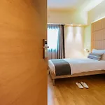 Domotel Olympia ホテル 3*